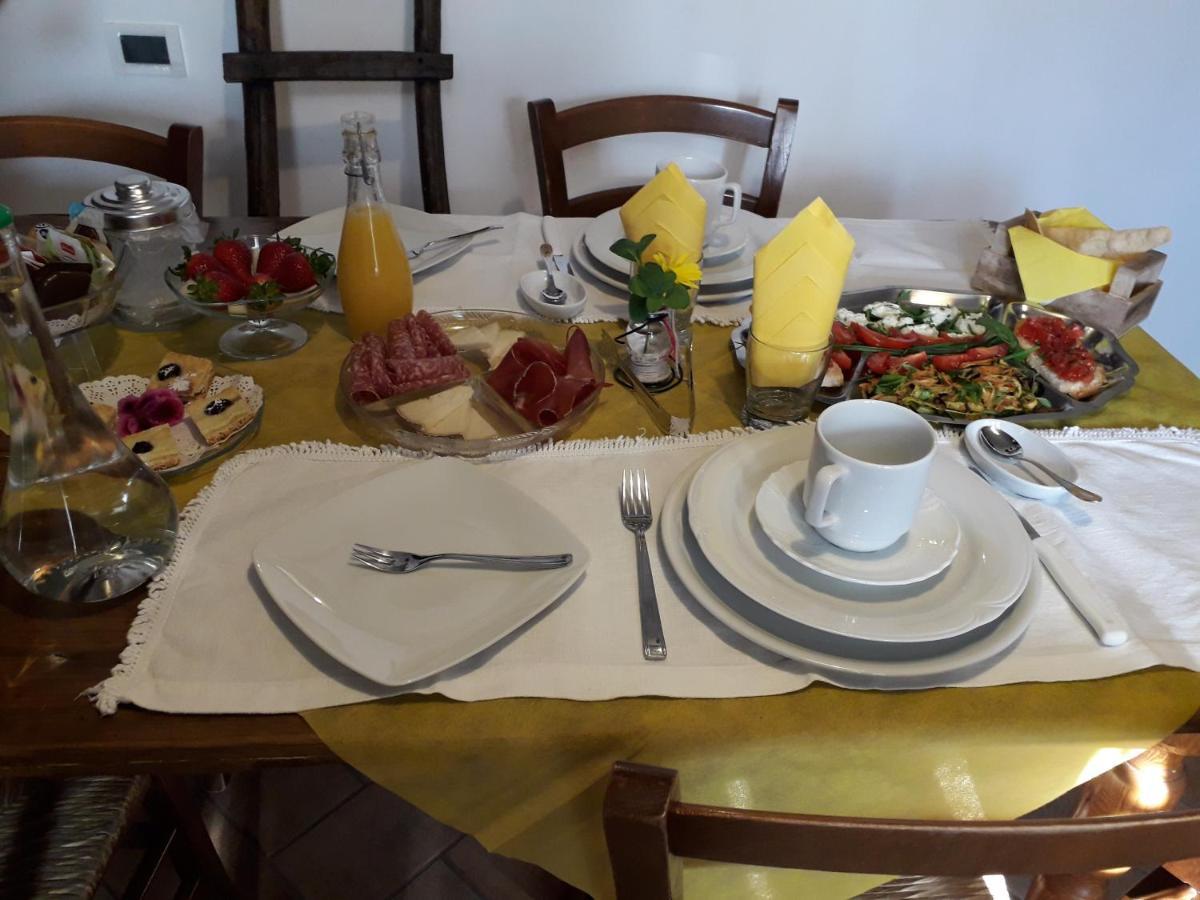 Agriturismo Campo Alla Piana Villa มอนติคเคียโล ภายนอก รูปภาพ
